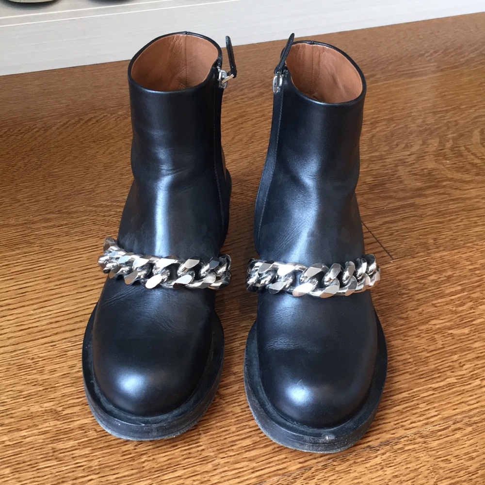 Givenchy Leather Laura Silver Chain Ankle Boots
